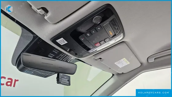 KIA CARNIVAL DIESEL 9-SEATER NOBLESSE
