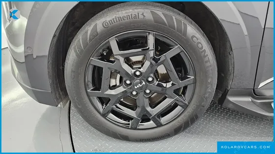 KIA CARNIVAL HEV 9SEATER GRAVITY