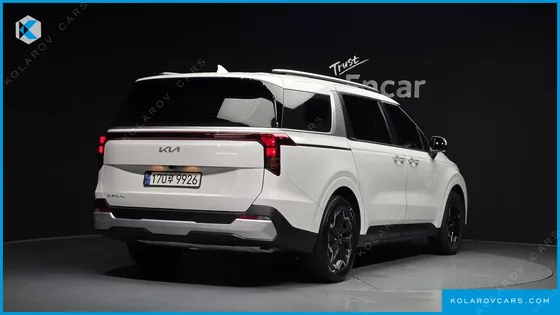 KIA CARNIVAL GASOLINE 9-SEATER PRESTIGE