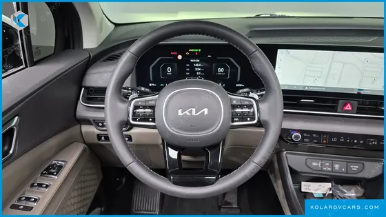 KIA CARNIVAL GASOLINE 9-SEATER NOBLESSE