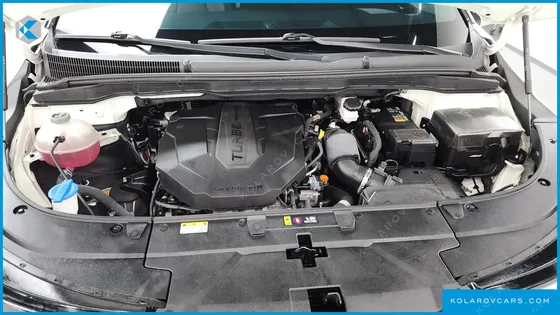 KIA CARNIVAL DIESEL 9-SEATER NOBLESSE