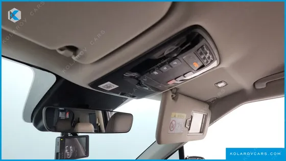 KIA CARNIVAL DIESEL 9-SEATER NOBLESSE