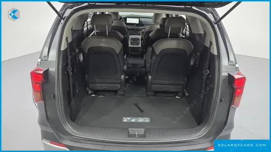 KIA CARNIVAL GASOLINE 9-SEATER PRESTIGE