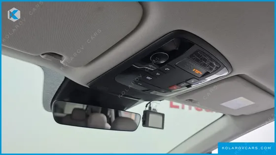 KIA CARNIVAL DIESEL 9-SEATER NOBLESSE