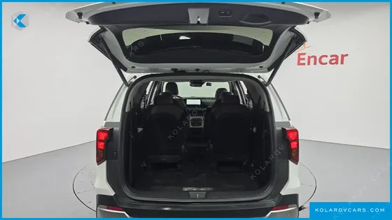 KIA CARNIVAL DIESEL 9-SEATER NOBLESSE