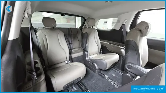 KIA CARNIVAL GASOLINE 9-SEATER PRESTIGE