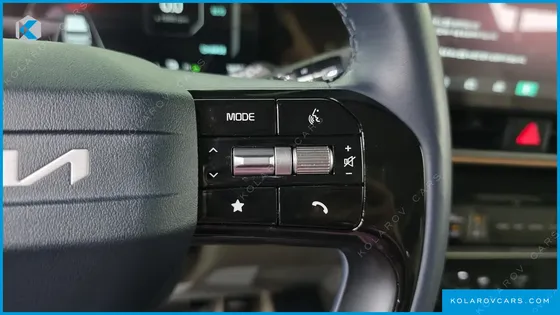 KIA CARNIVAL HEV 7SEATER SIGNATURE