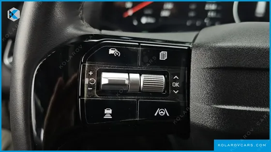 KIA CARNIVAL GASOLINE 9-SEATER PRESTIGE