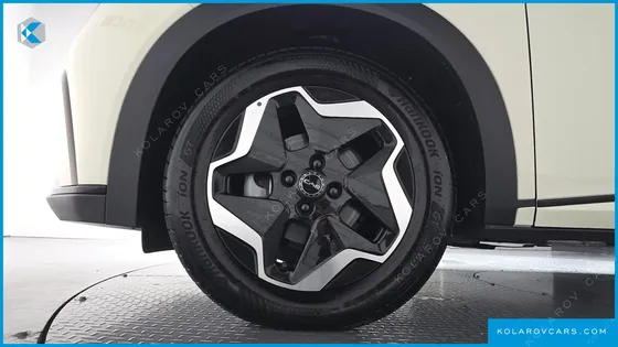 BYD DOLPHIN BASE