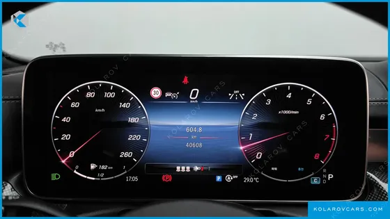 MERCEDES C-CLASS C300 4MATIC AMG LINE