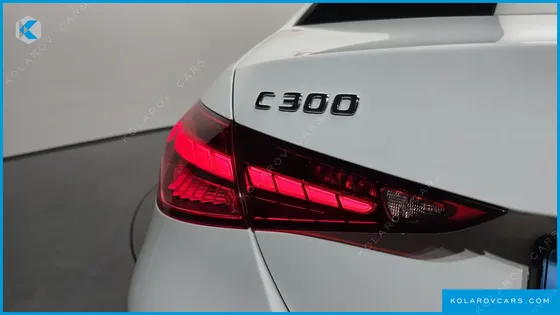 MERCEDES C-CLASS C300 4MATIC AMG LINE
