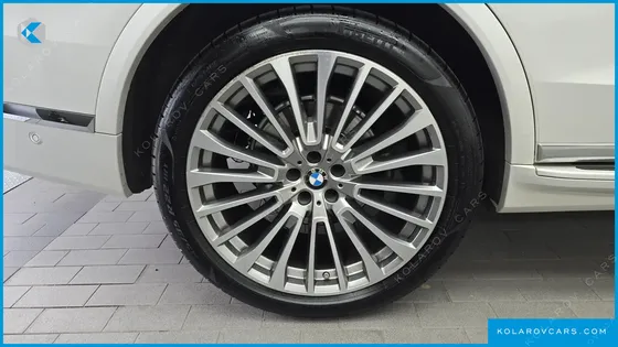 BMW X7 XDRIVE 40I DESIGN PURE EXCELLENCE 6-SEATER