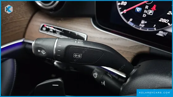 MERCEDES E-CLASS E300E 4MATIC EXCLUSIVE