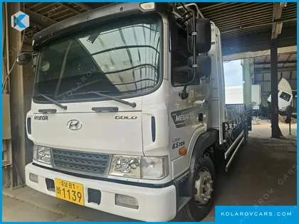 HYUNDAI MEGA TRUCK PREMIUM