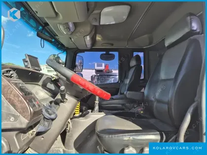 HYUNDAI MEGA TRUCK SUP
