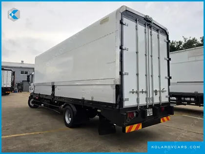 HYUNDAI MEGA TRUCK GOLD