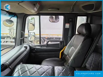 HYUNDAI MEGA TRUCK GOLD