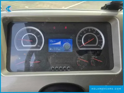 TATA DAEWOO NOBUS MID-SIZE TRUCK SUPER DLX