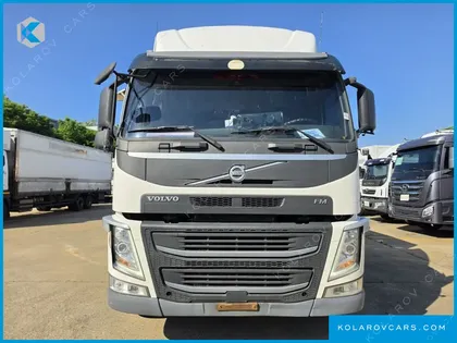 VOLVO CARGO TRUCK 6X2