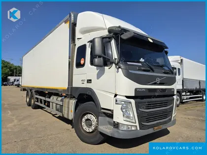 VOLVO CARGO TRUCK 6X2
