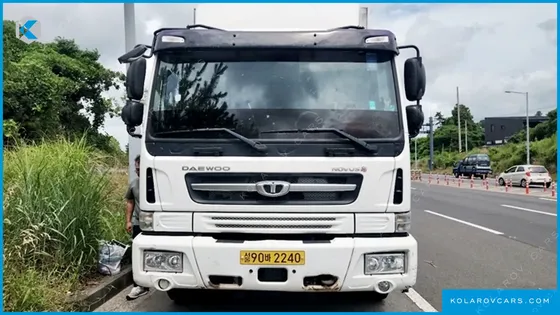 TATA DAEWOO NOBUS MID-SIZE TRUCK ROYAL