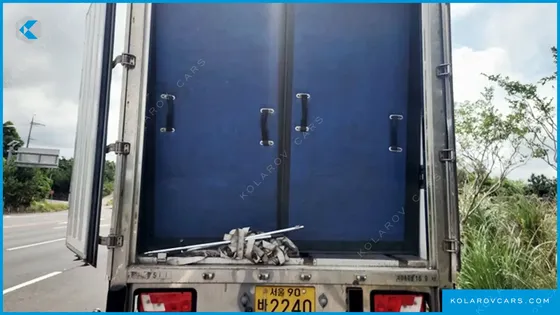 TATA DAEWOO NOBUS MID-SIZE TRUCK ROYAL
