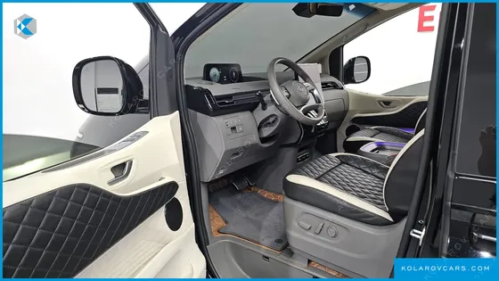 HYUNDAI STARIA NONE