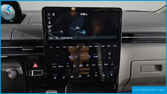 HYUNDAI STARIA NONE