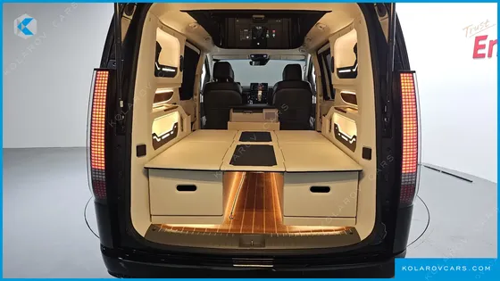 HYUNDAI STARIA NONE