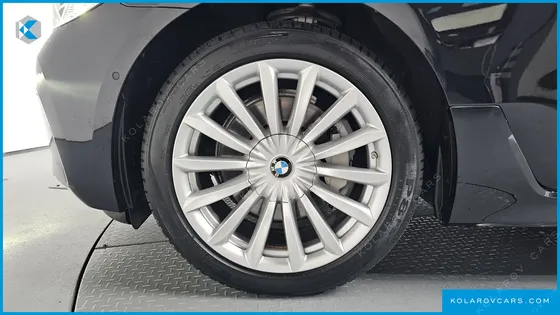 BMW GRAN TURISMO (GT) 630I XDRIVE LUXURY