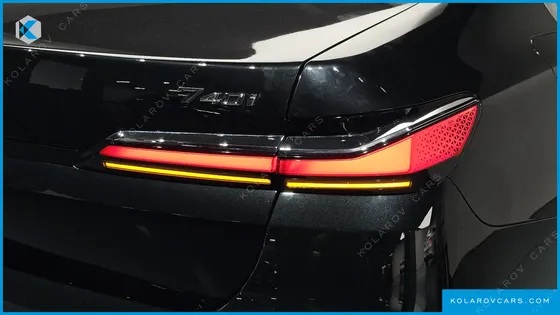 BMW 7 SERIES 740I SDRIVE M SPORT