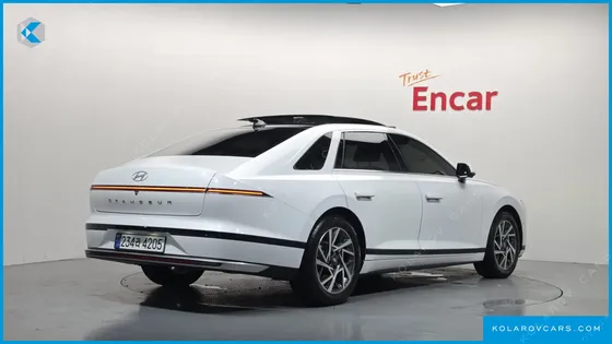 HYUNDAI GRANDEUR EXCLUSIVE