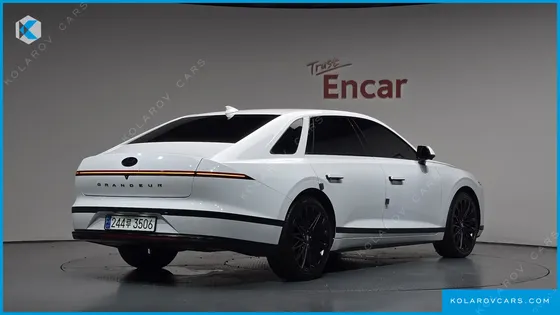 HYUNDAI GRANDEUR CALLIGRAPHY