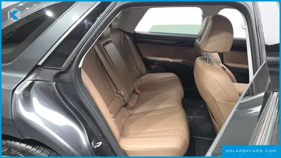 HYUNDAI GRANDEUR PREMIUM