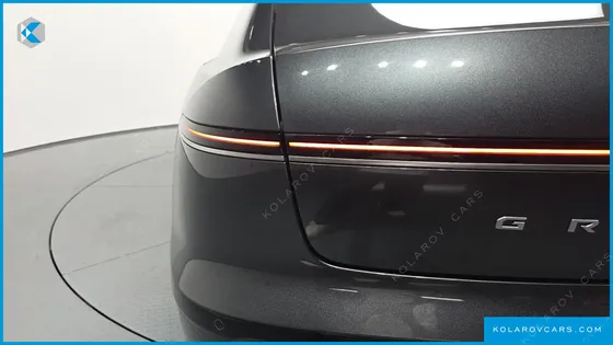 HYUNDAI GRANDEUR PREMIUM