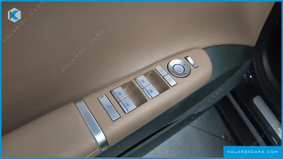 HYUNDAI GRANDEUR PREMIUM