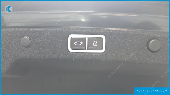 HYUNDAI GRANDEUR PREMIUM