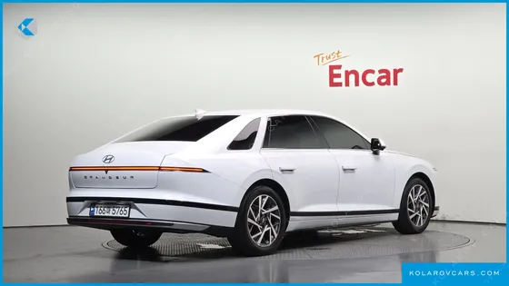 HYUNDAI GRANDEUR EXCLUSIVE