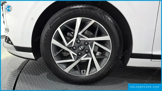 HYUNDAI GRANDEUR EXCLUSIVE