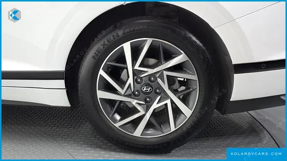 HYUNDAI GRANDEUR EXCLUSIVE