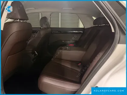 HYUNDAI GRANDEUR PREMIUM
