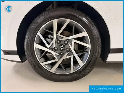 HYUNDAI GRANDEUR PREMIUM