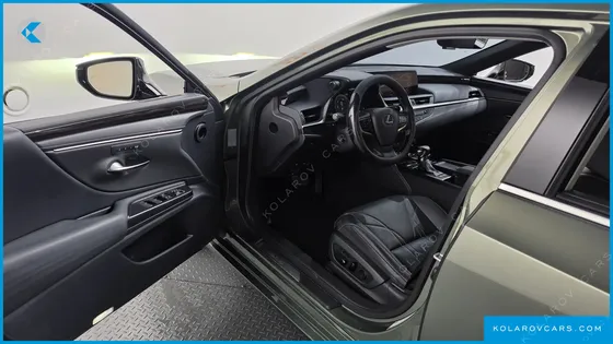 LEXUS ES LUXURY PLUS