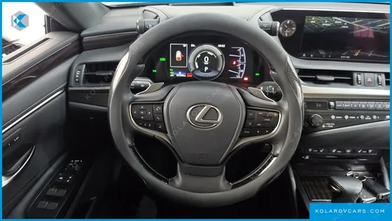LEXUS ES LUXURY PLUS