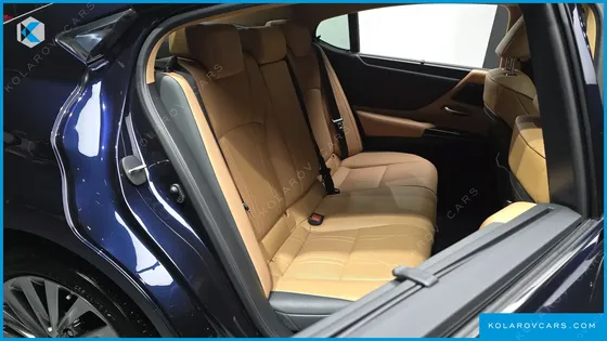 LEXUS ES EXECUTIVE