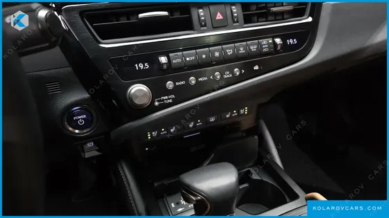 LEXUS ES EXECUTIVE