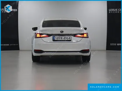 LEXUS ES EXECUTIVE