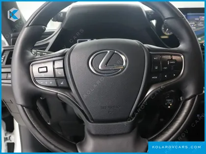 LEXUS ES EXECUTIVE
