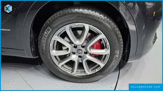 MASERATI LEVANTE 3.0 DIESEL AWD GRANLUSSO