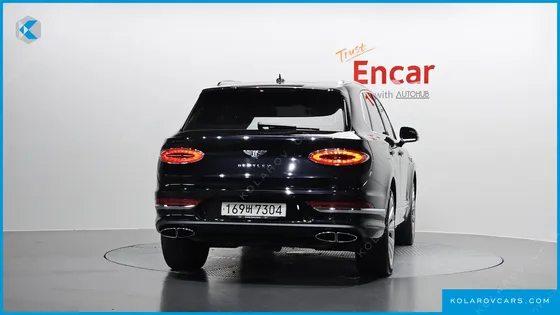 BENTLEY BENTAYGA 4.0 V8 AZURE